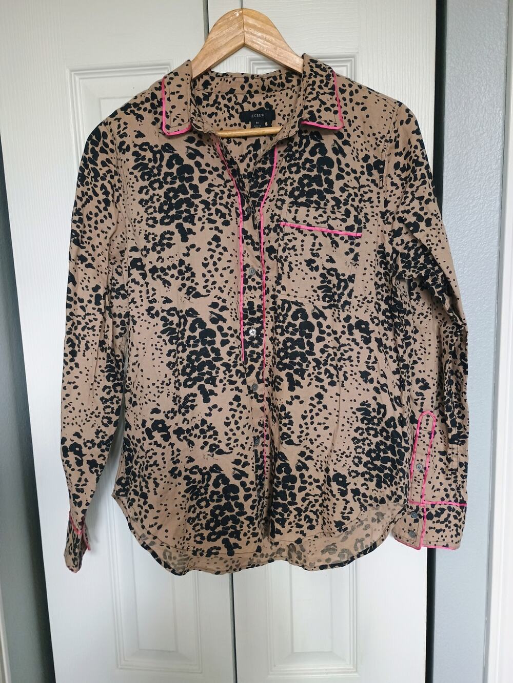 NWT J. Crew linen quiet Luxury Leopard cheetah Pink Trim mob wife lightweight M